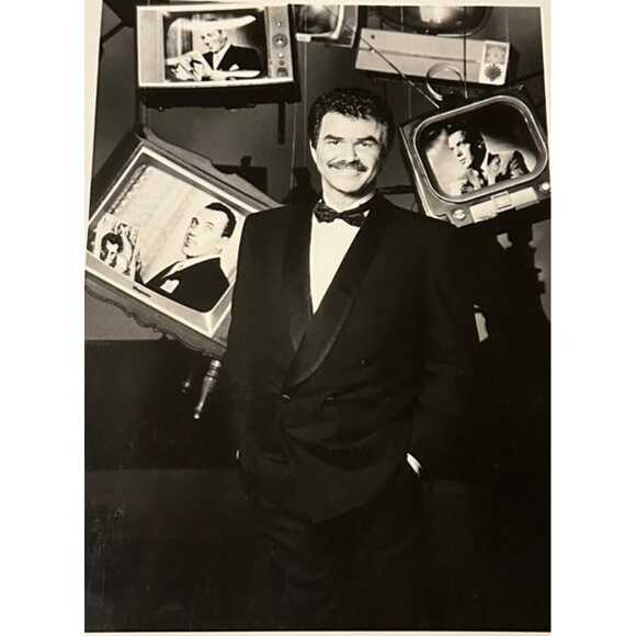Burt Reynolds, Host of "Ed Sullivan Show II" on CBS TV Network 8x10" Wall Photo - Picture 1 of 4
